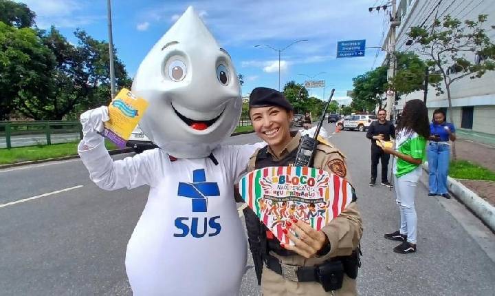 Blitz orienta foliões para curtir o Carnaval com segurança em MG