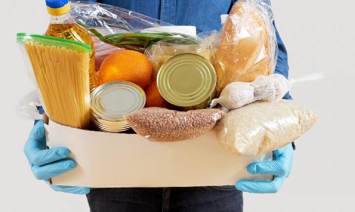 Inflação prejudica poder de compra de alimentos com dinheiro de benefício social