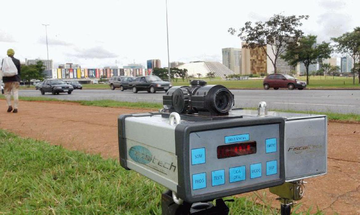 A partir de hoje, radar fixo ou portátil não poderão ficar escondidos