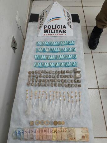 PM prende autor por tráfico de drogas em Alfenas.
