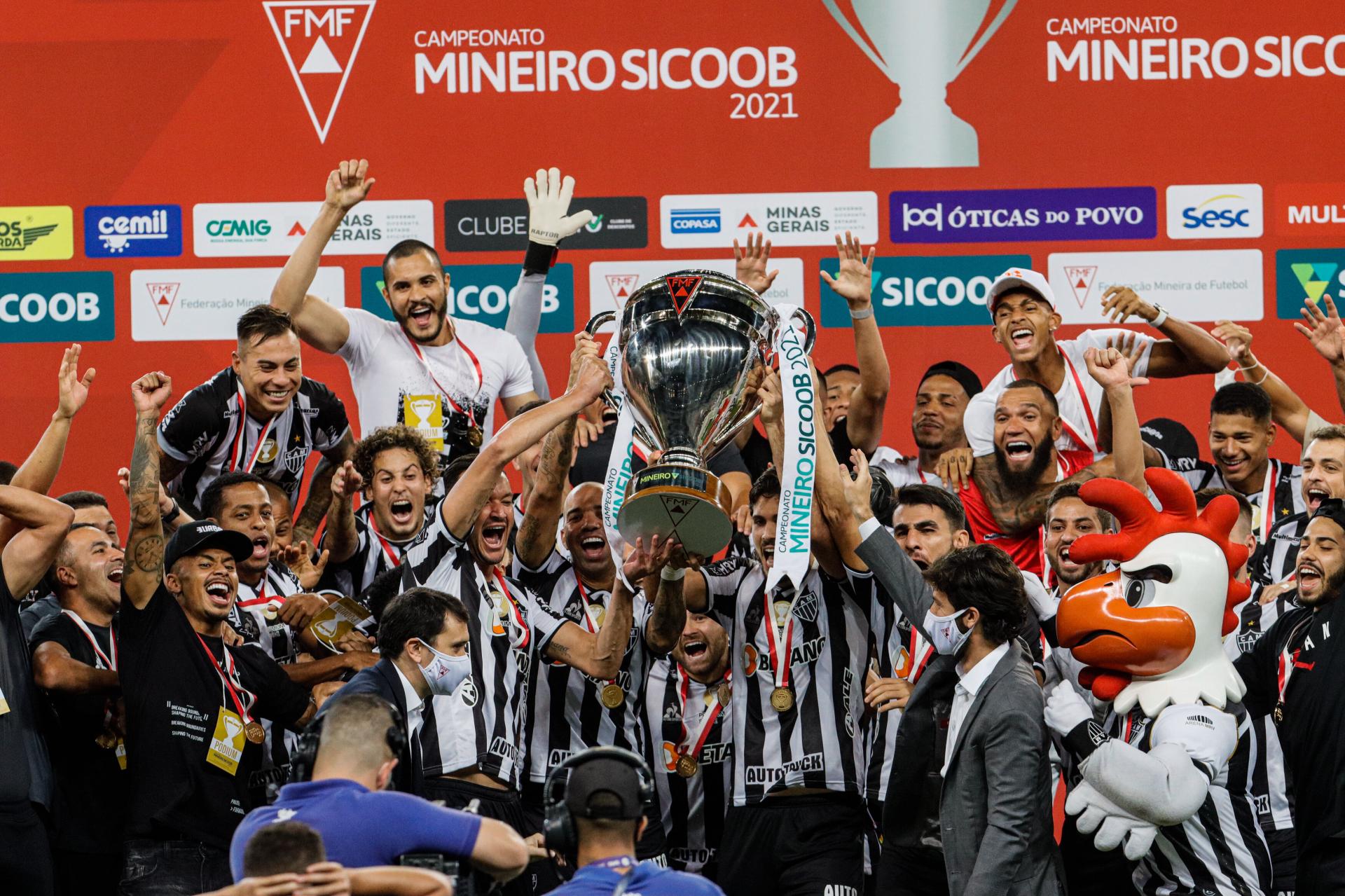 Atlético-MG bicampeão brasileiro.