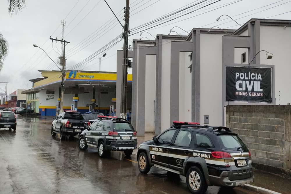 Policia Civil realiza operação para combater a venda de medicamentos falsos de uso veterinário em Campo do Meio.