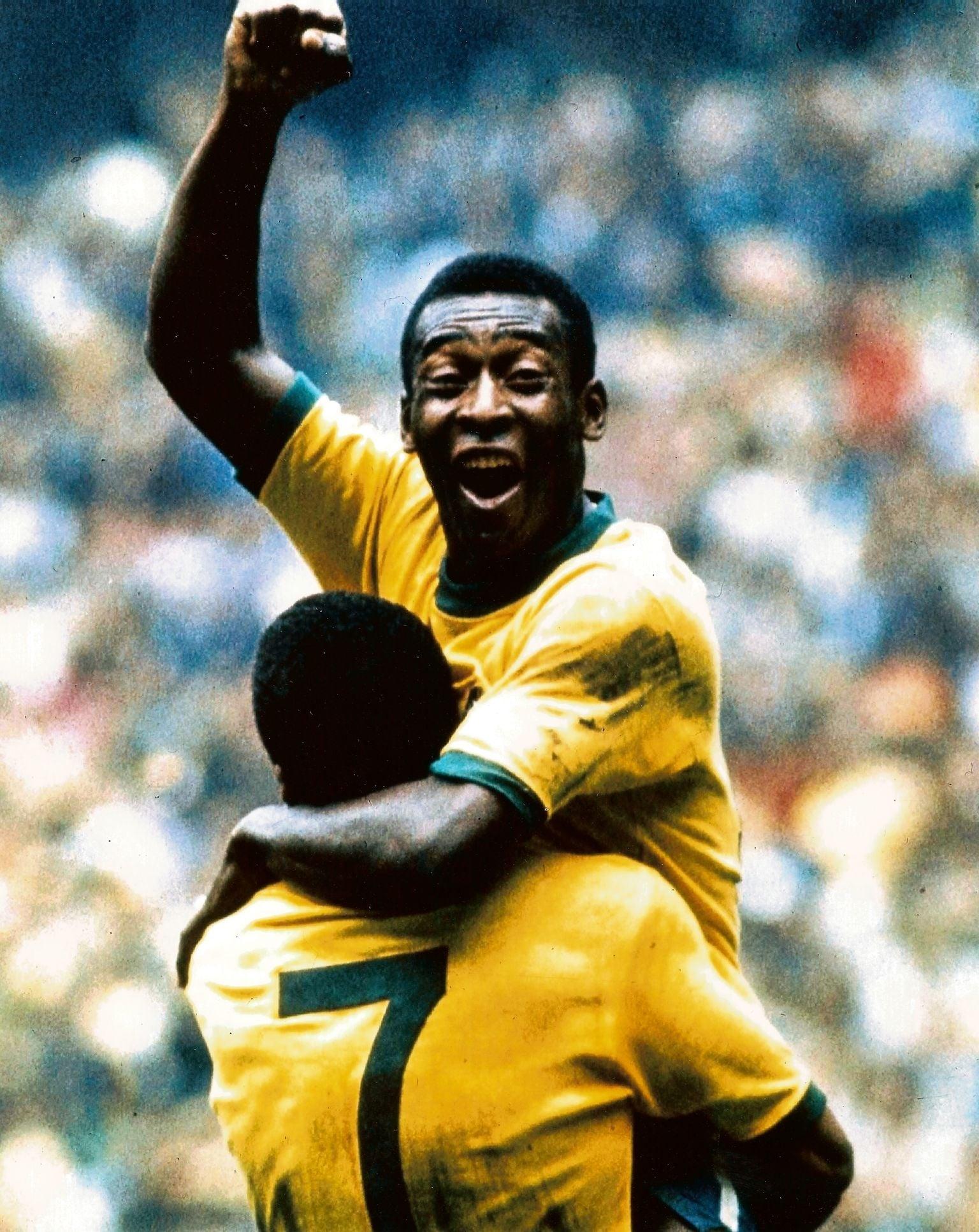 Dez motivos que fizeram Pelé se tornar o Rei do Futebol