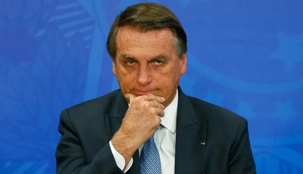 PF conclui que Bolsonaro cometeu crimes por divulgar informações falsas sobre Covid