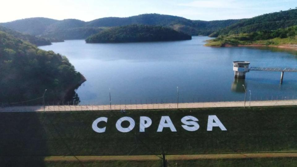 PEC quer acabar com referendo para vender a Copasa em Minas