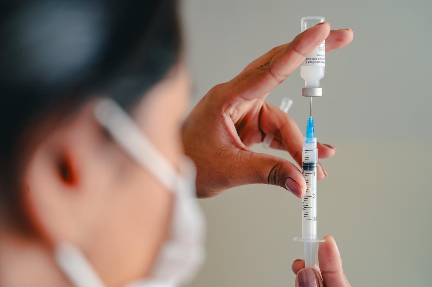 Mais de 60 mil doses de vacina contra vírus respiratório chegam a Minas Gerais